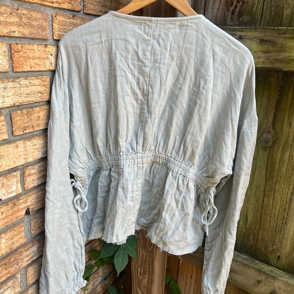 True Craft Light Green Relaxed Long Sleeve Blouse - Picture 3 of 3